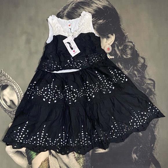 None Other - Dress. Age - 5 Years